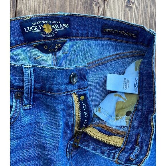 lucky Brand Sweet’n Straight Jeans Women’s sz 0/25 low rise stretch y2k retro - Picture 3 of 12